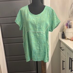 Women's Green Top